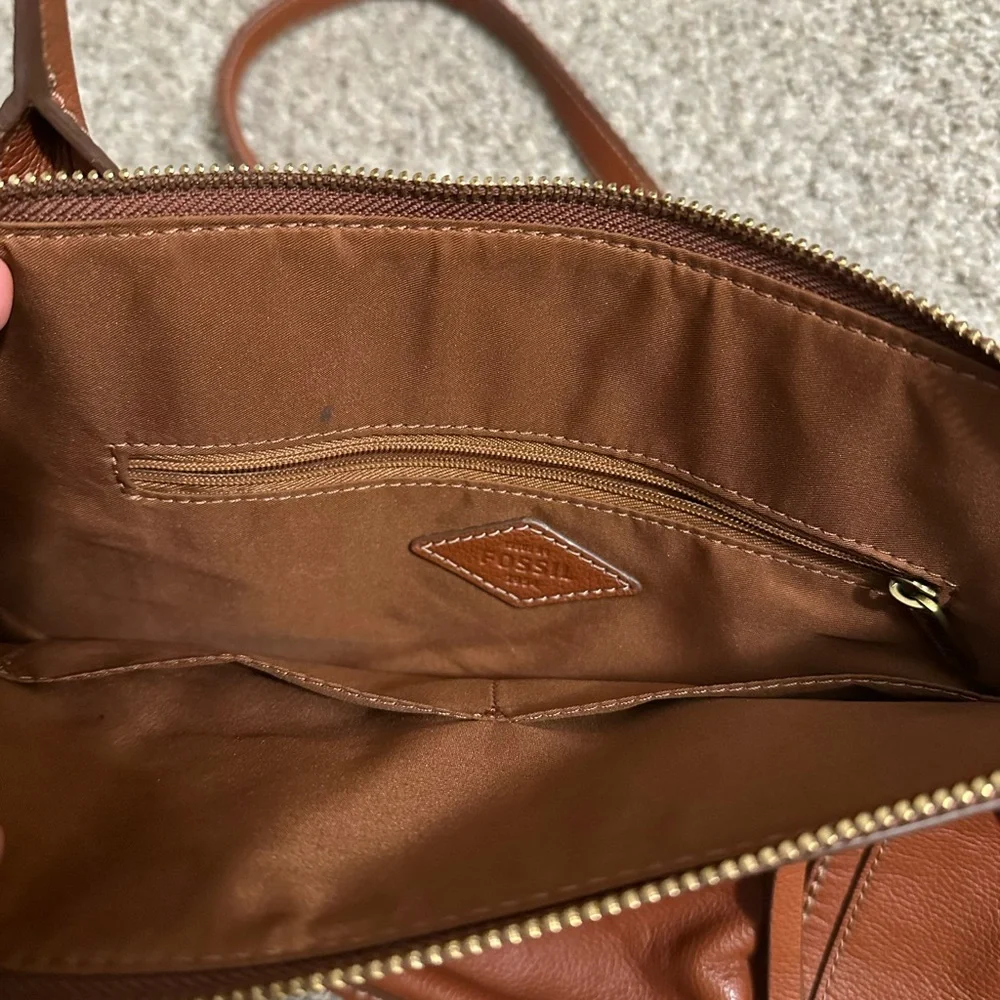 Fossil Tan/Brown Leather Shoulder Bag - Picture 3 of 5